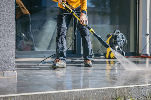 Professional Pressure Washing in Oak Hills Place, LA